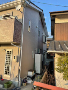 福山・外壁塗装・施工前・外壁のひび割れ